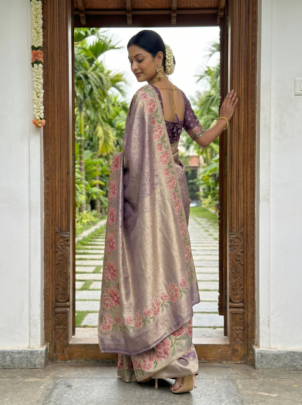 MIMOSA Saree Saree — pose 7 styling detail