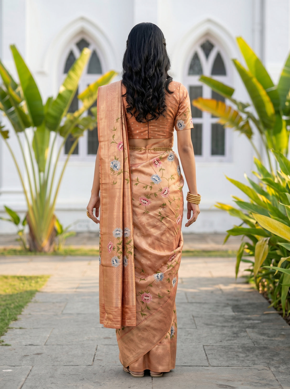 MIMOSA Saree Saree — pose 2 styling detail