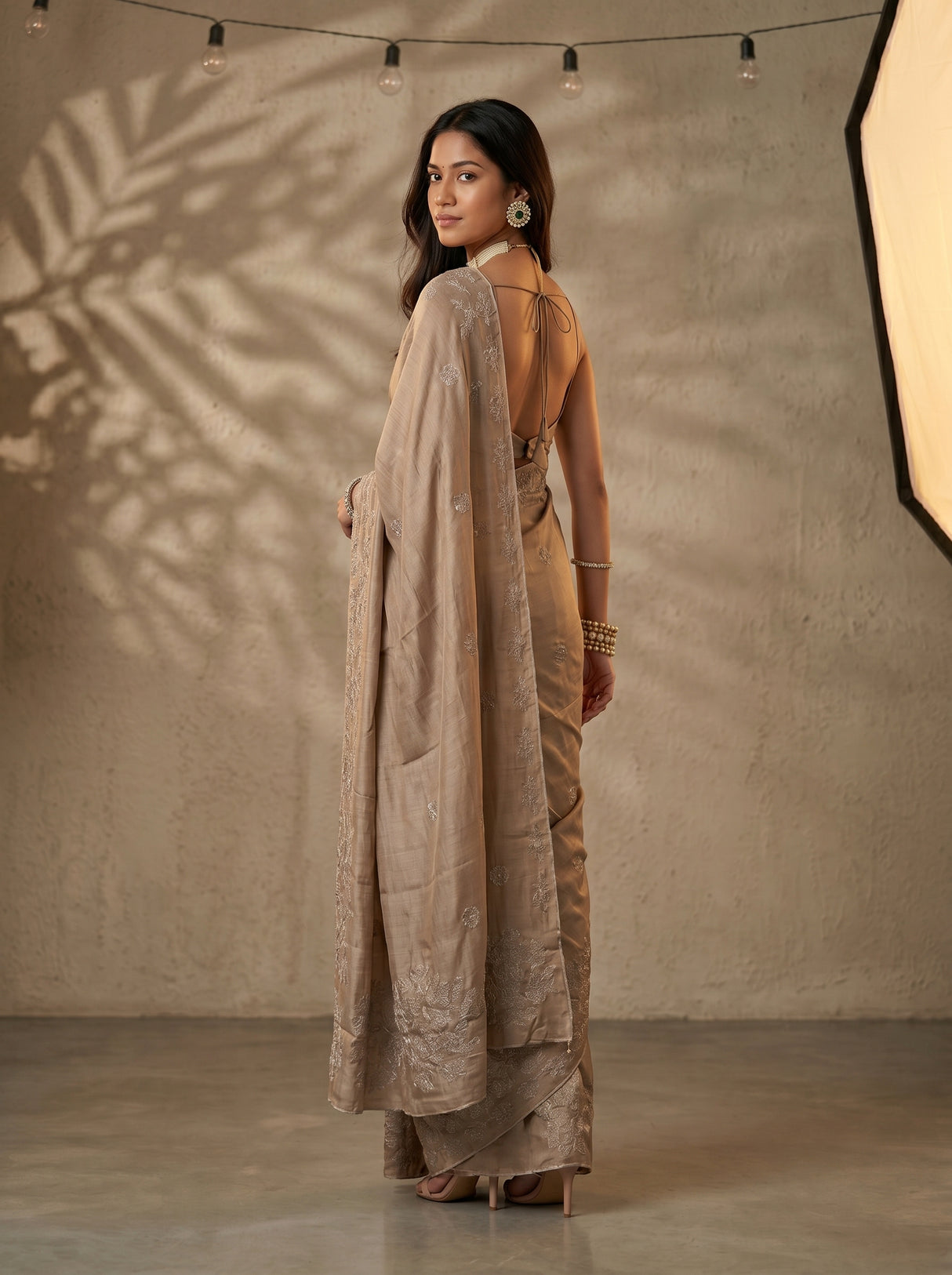 MIMOSA Saree Saree — pose 7 styling detail