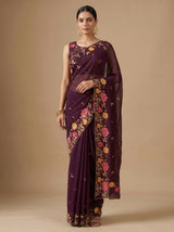 MIMOSA Magenta Banarasi chiffon Saree — close up of border and pleats