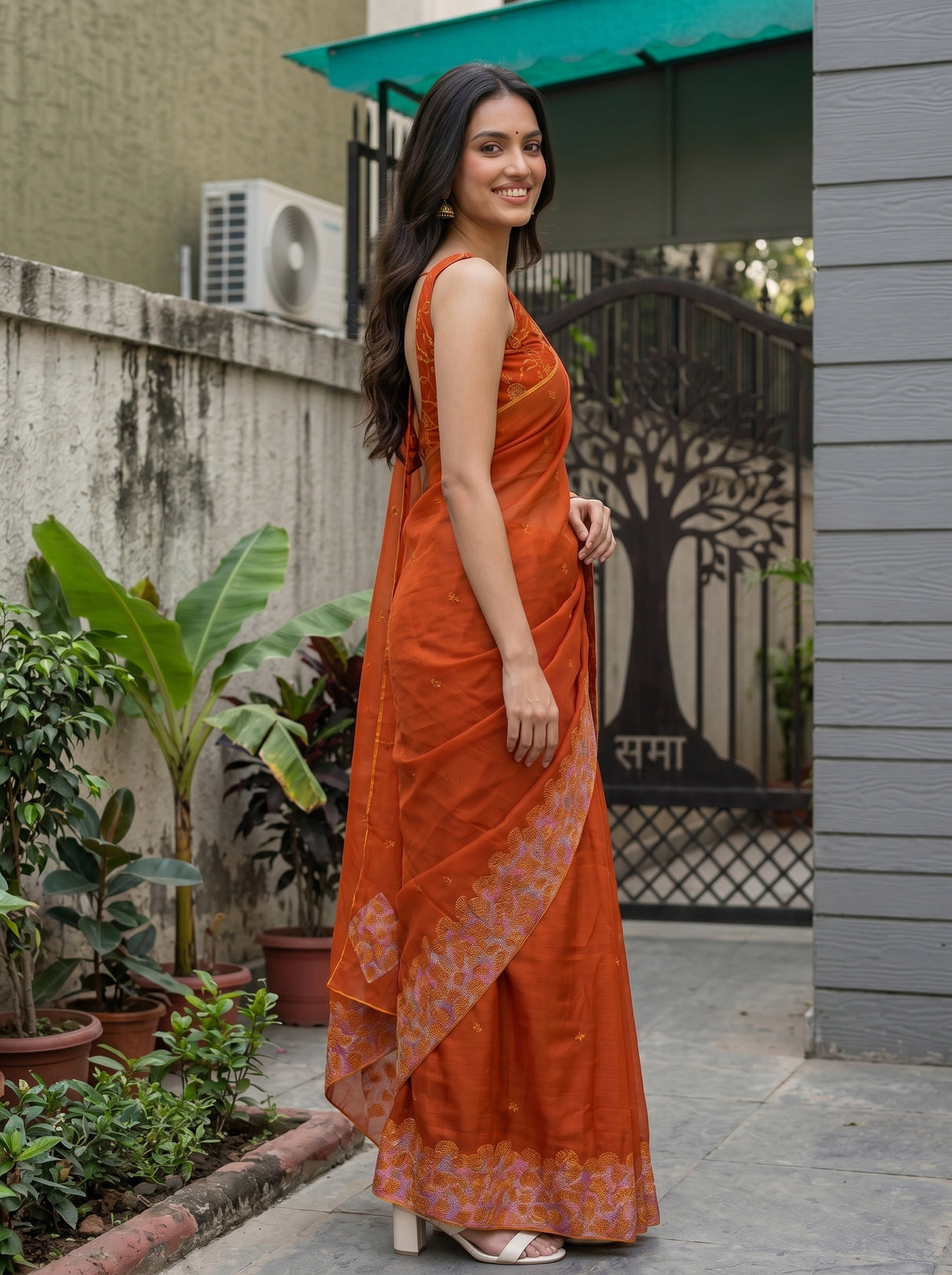 MIMOSA Orange Saree Saree — pose 3 styling detail