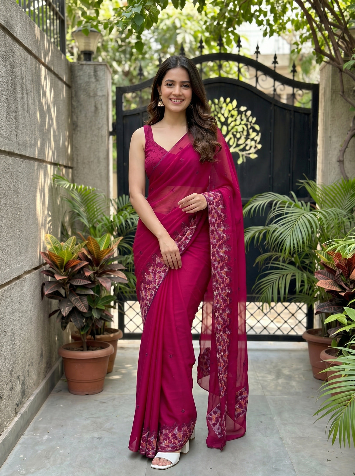 MIMOSA Rani Saree Saree — pose 5 styling detail