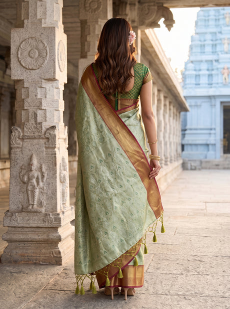 MIMOSA Saree Saree — pose 2 styling detail