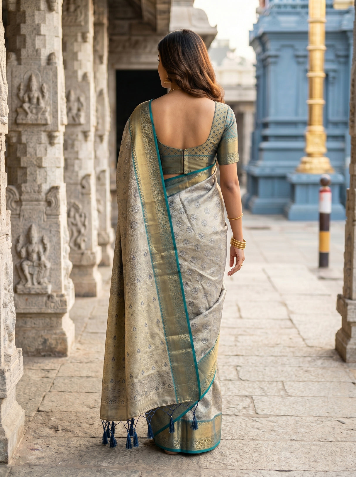 MIMOSA Saree Saree — pose 2 styling detail