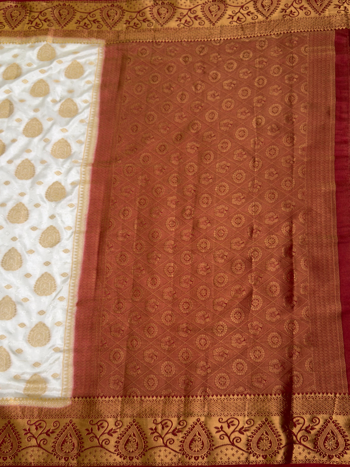 MIMOSA White Kanjivaram Saree — pallu and zari work detail