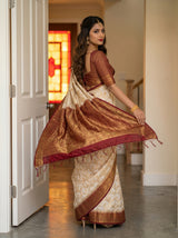 MIMOSA White Kanjivaram Saree — pose 9 styling detail
