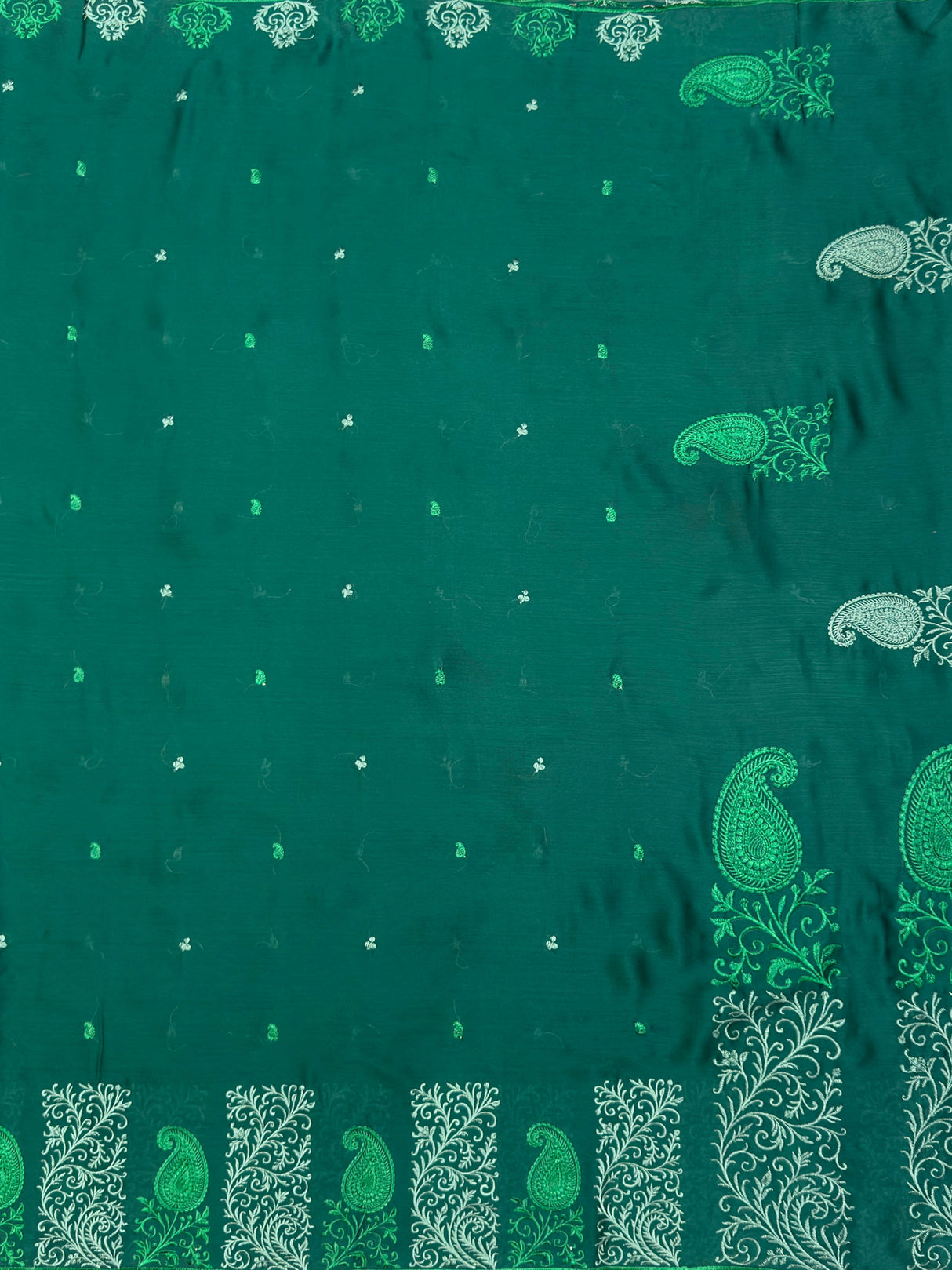 MIMOSA Bottle Green Saree Saree — pallu and zari work detail