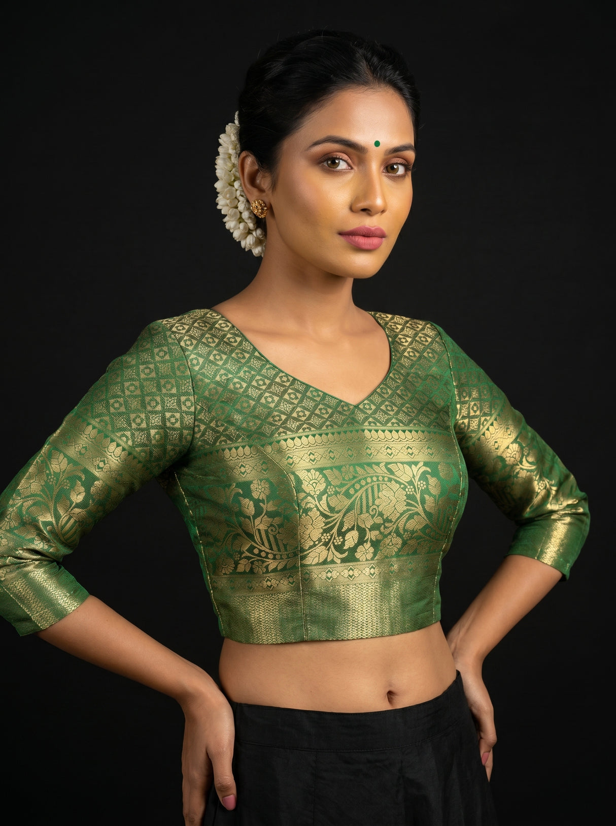 MIMOSA Magenta Kanjivaram Art Silk Saree — blouse close-up