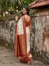MIMOSA White Kanjivaram Saree — pose 7 styling detail