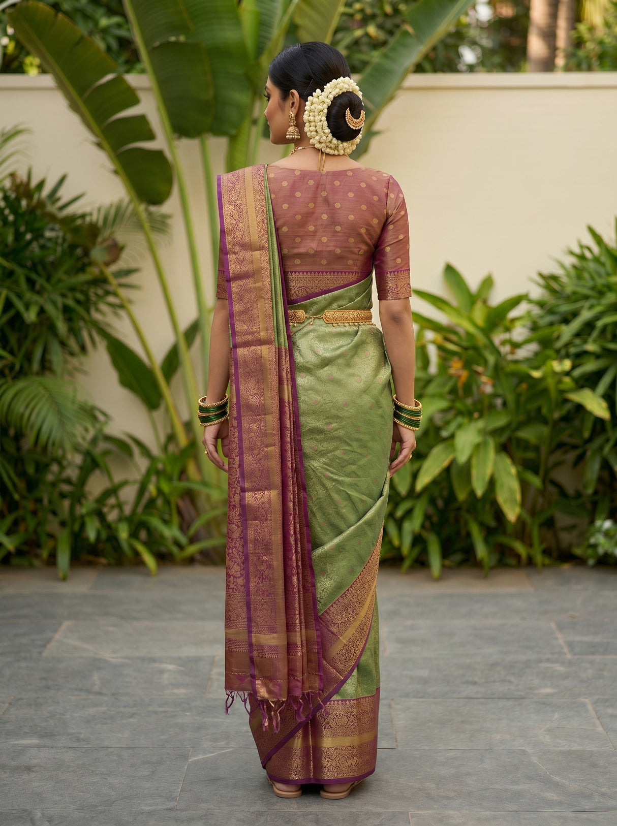 MIMOSA Saree Saree — pose 2 styling detail