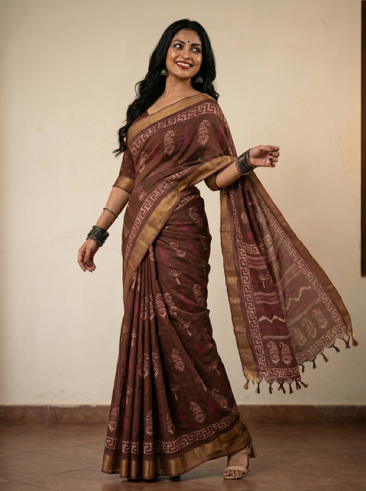 MIMOSA Saree Saree — pose 9 styling detail