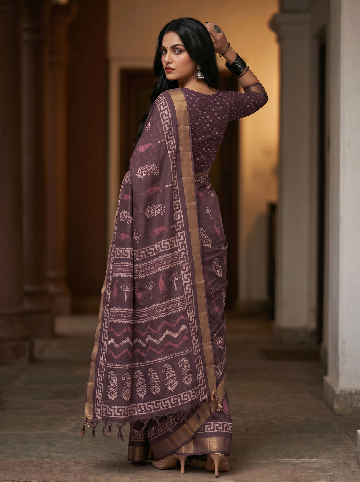 MIMOSA Saree Saree — pose 7 styling detail
