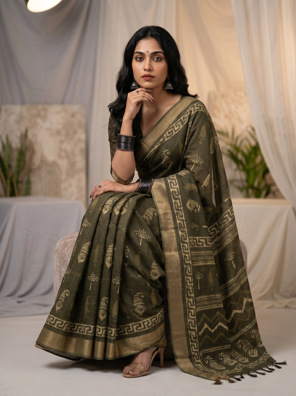 MIMOSA Saree Saree — pose 8 styling detail