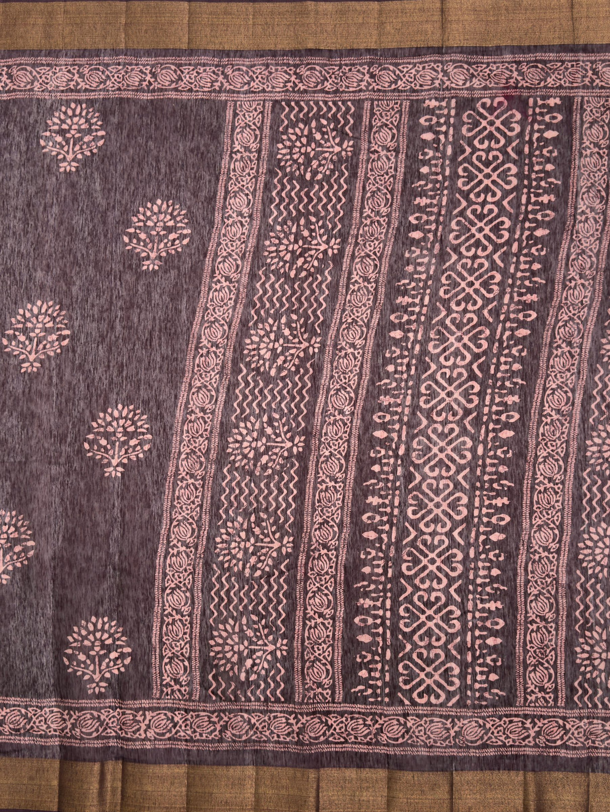 MIMOSA Saree Saree — pallu and zari work detail