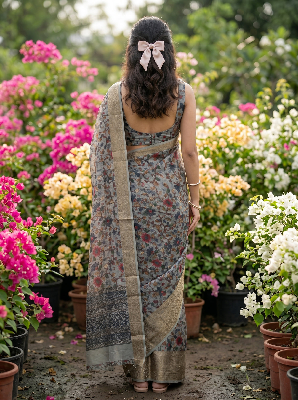 MIMOSA Saree Saree — pose 2 styling detail