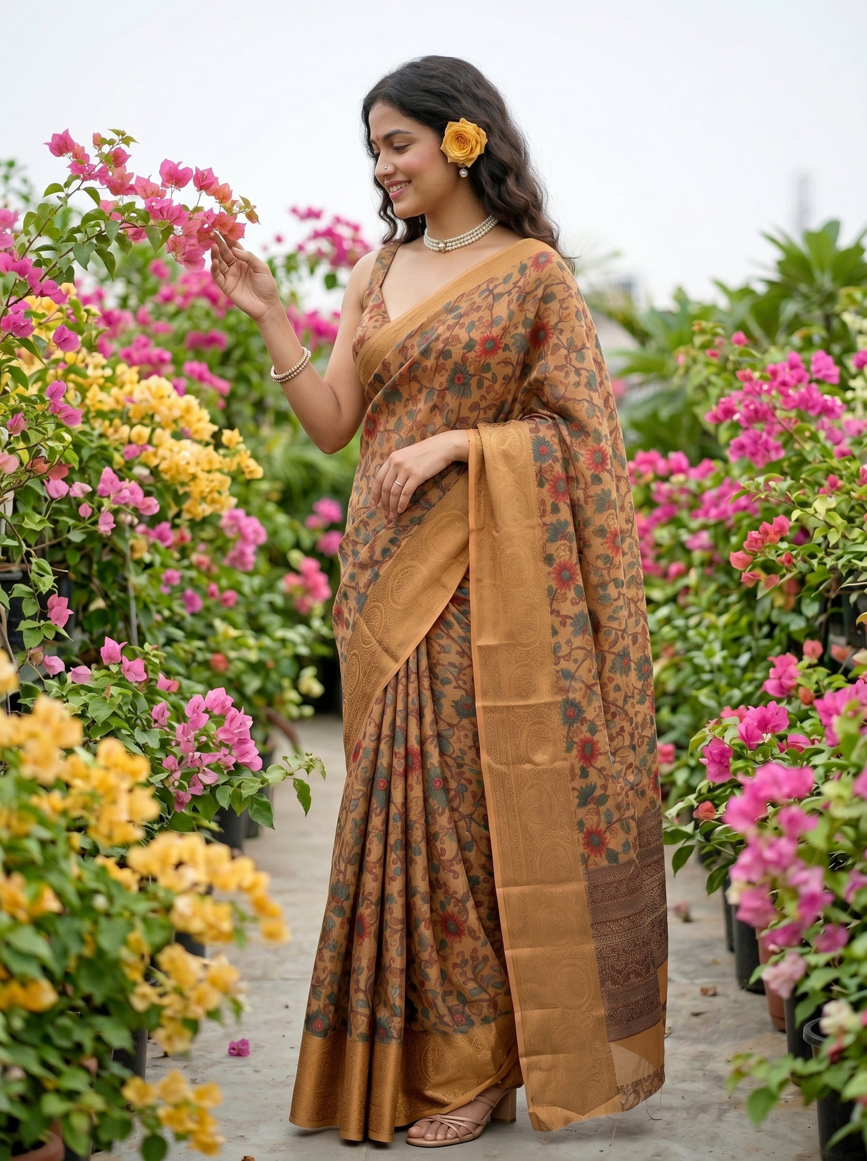 MIMOSA Saree Saree — pose 3 styling detail