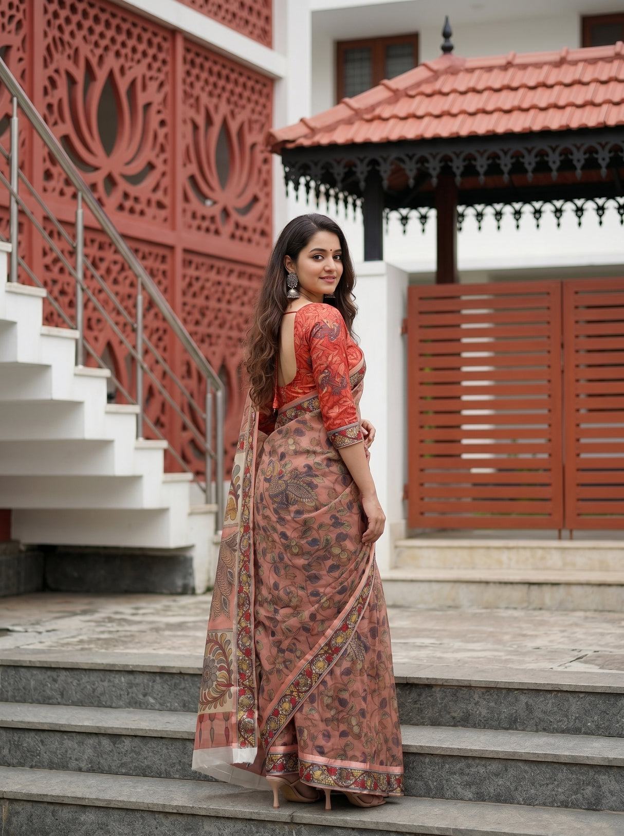 MIMOSA Peach Saree Saree — pose 5 styling detail