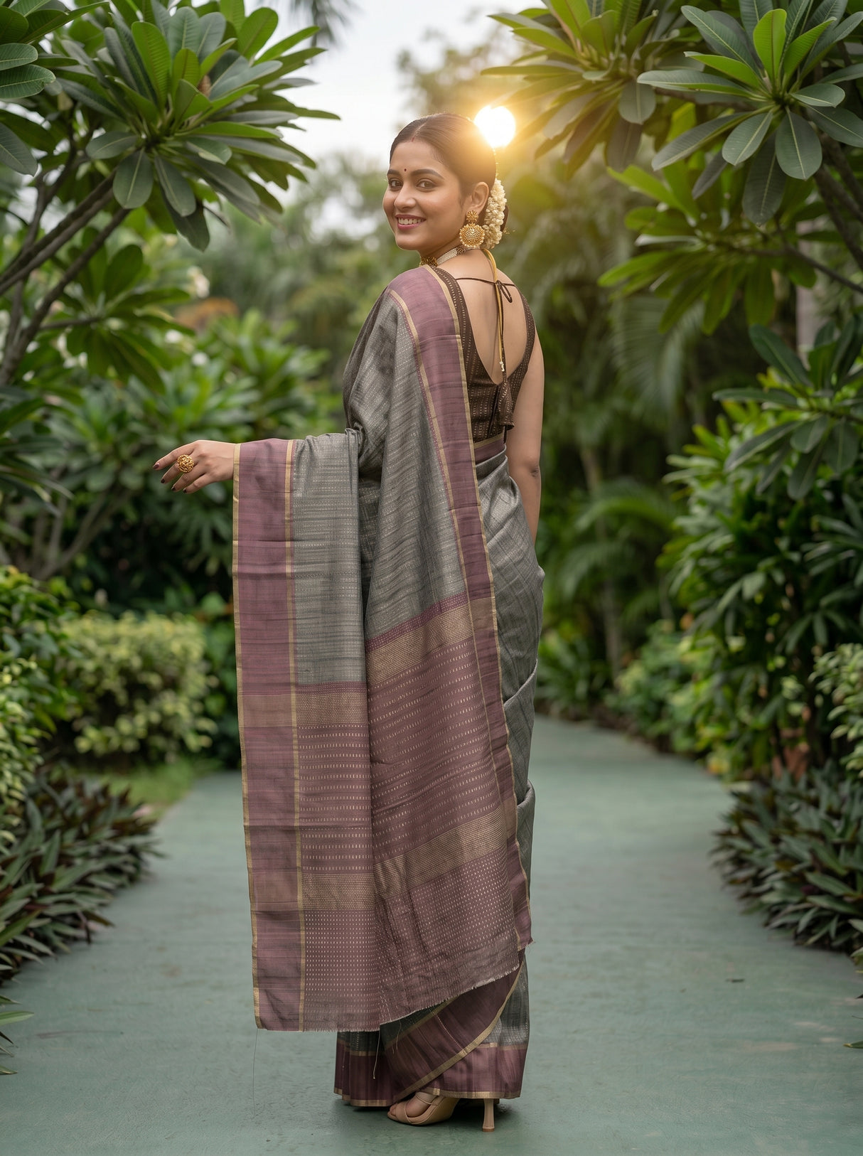 MIMOSA Saree Saree — pose 7 styling detail
