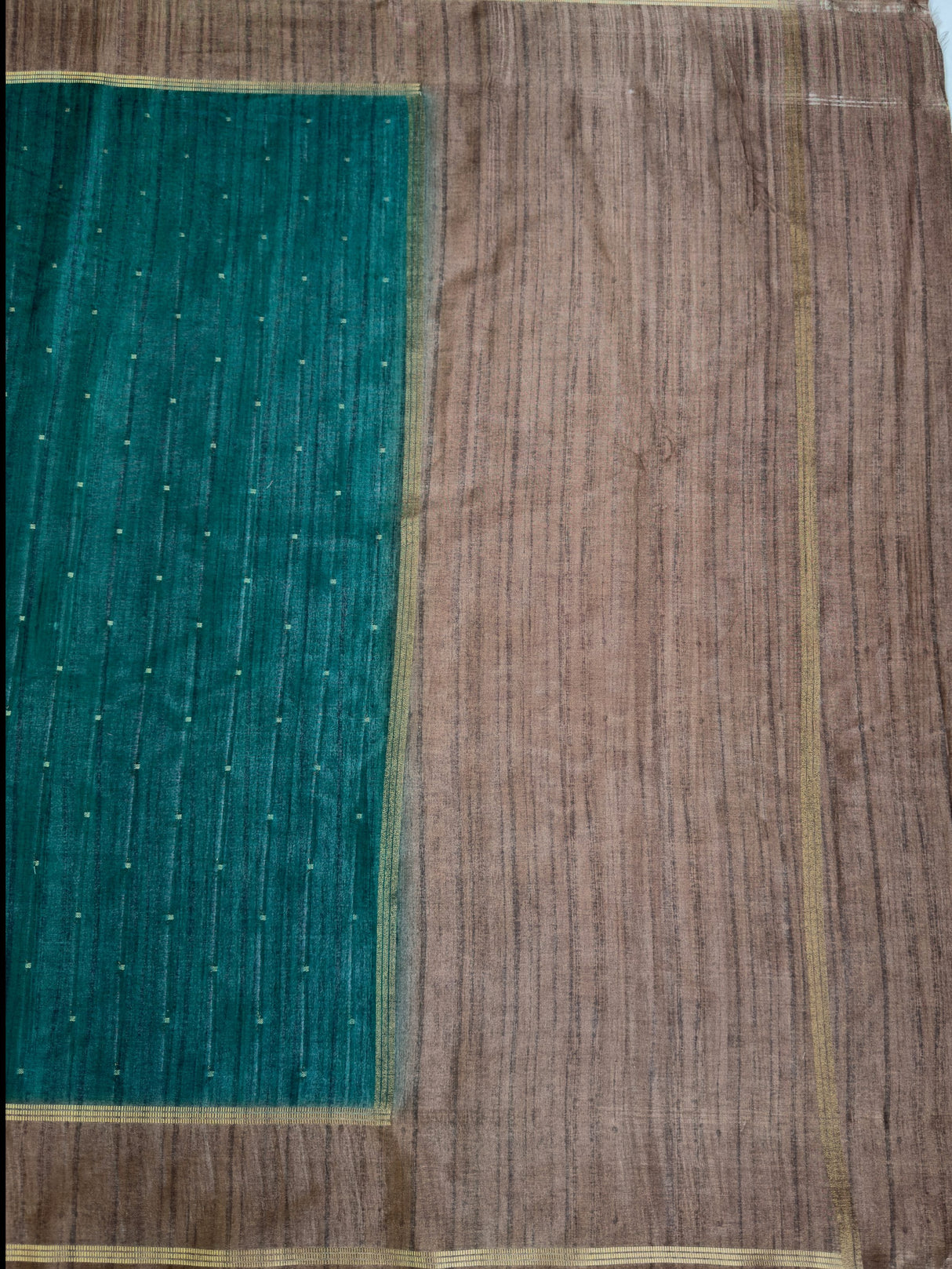 MIMOSA Bottle Green Saree Saree — pallu and zari work detail