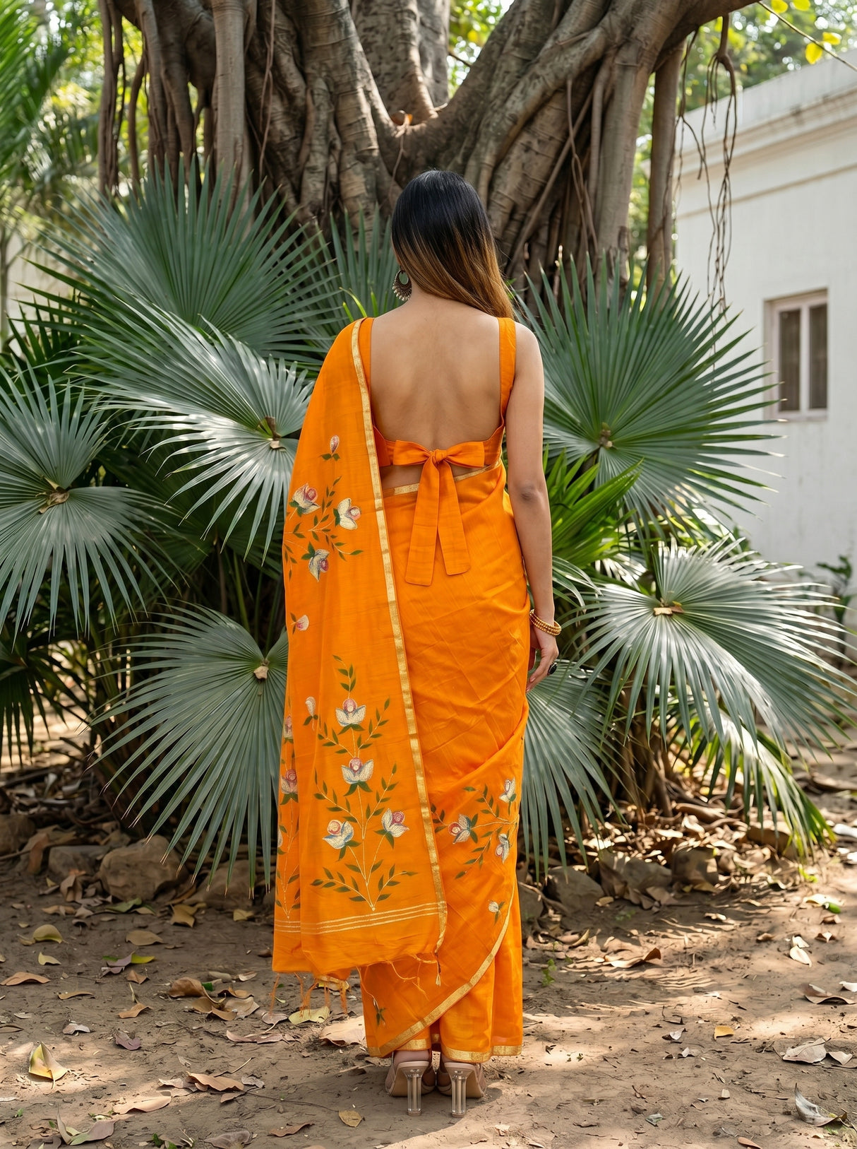 MIMOSA Gold Banarasi Art Silk Saree — Saree Pallu and Body Shot