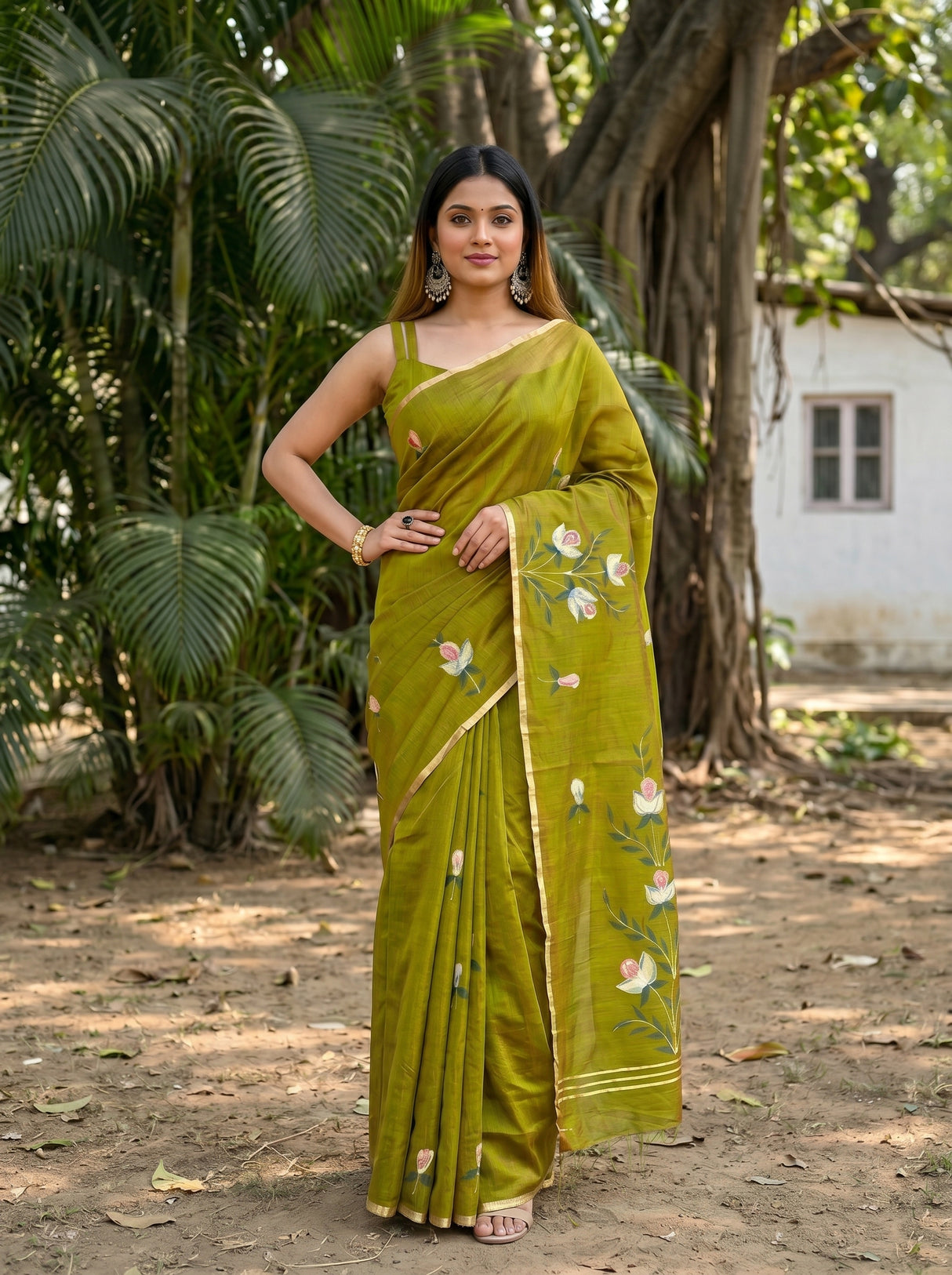 MIMOSA Saree Saree — pose 4 styling detail