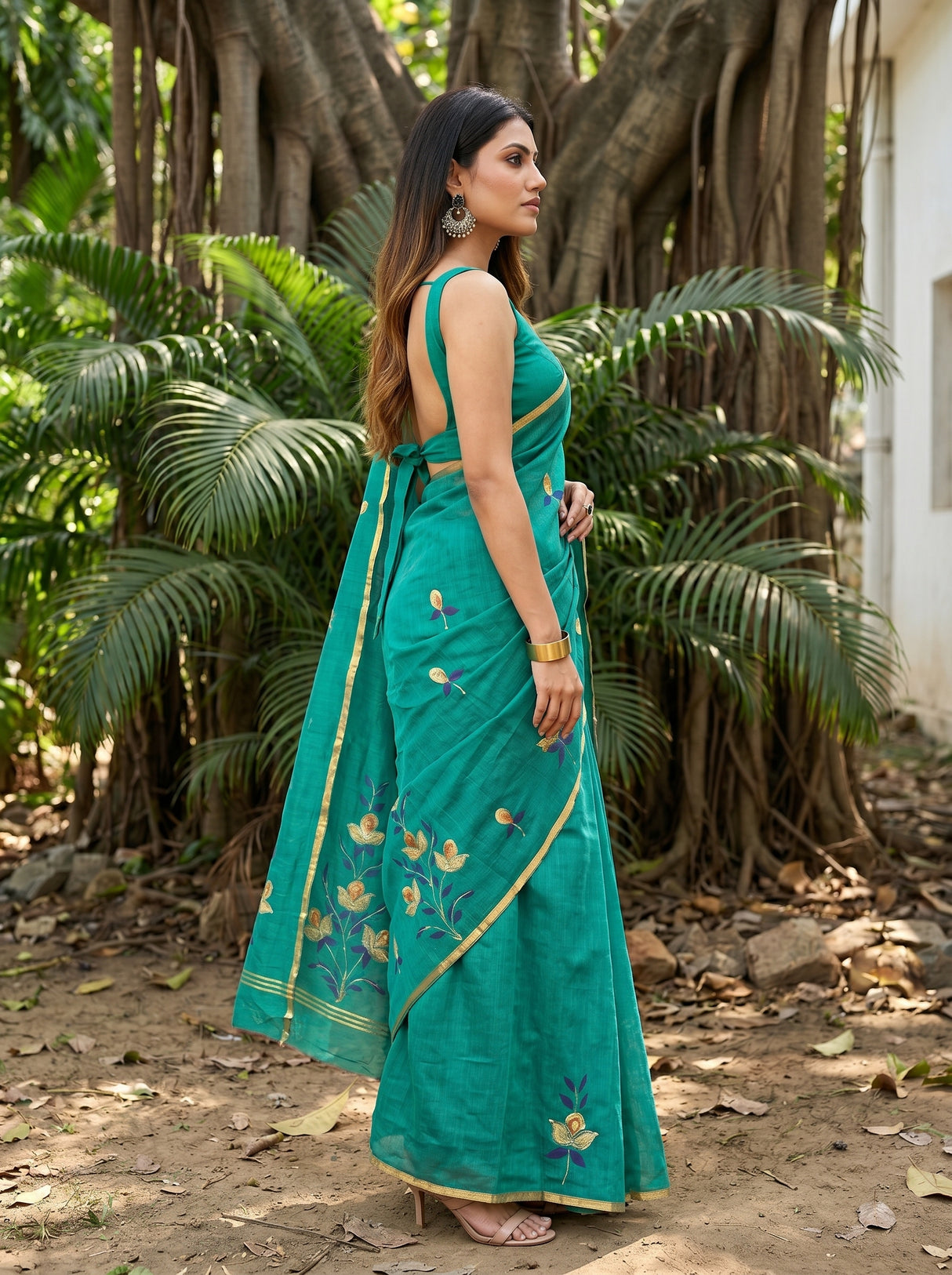 MIMOSA Saree Saree — pose 3 styling detail