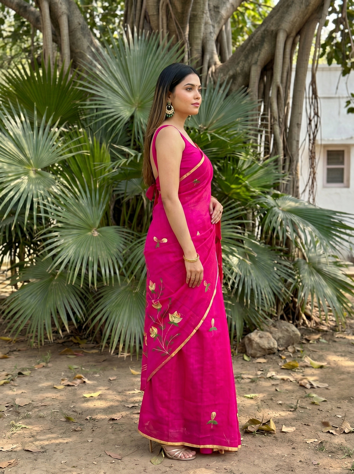 MIMOSA Saree Saree — pose 3 styling detail