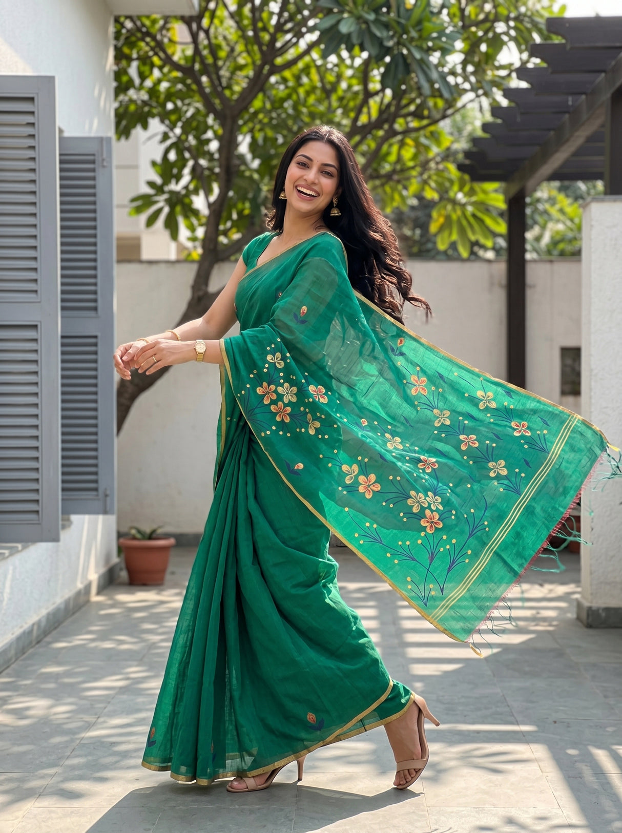 MIMOSA Saree Saree — pose 5 styling detail