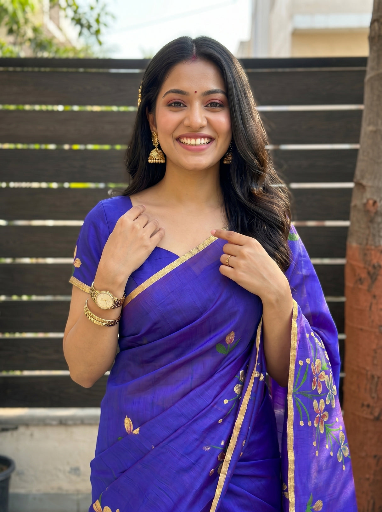 MIMOSA Saree Saree — pose 10 styling detail