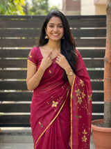 MIMOSA Saree Saree — pose 10 styling detail