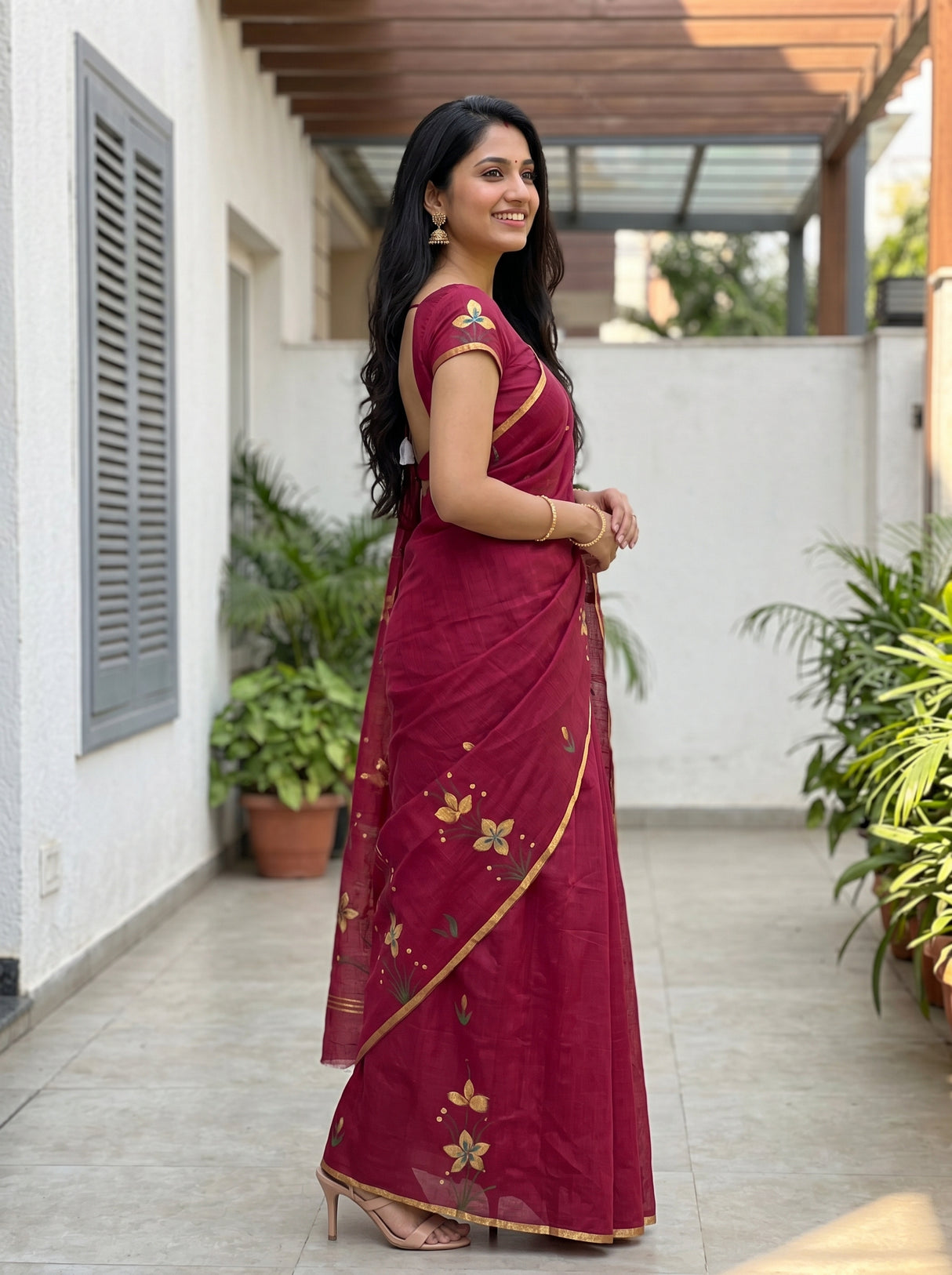MIMOSA Saree Saree — pose 3 styling detail