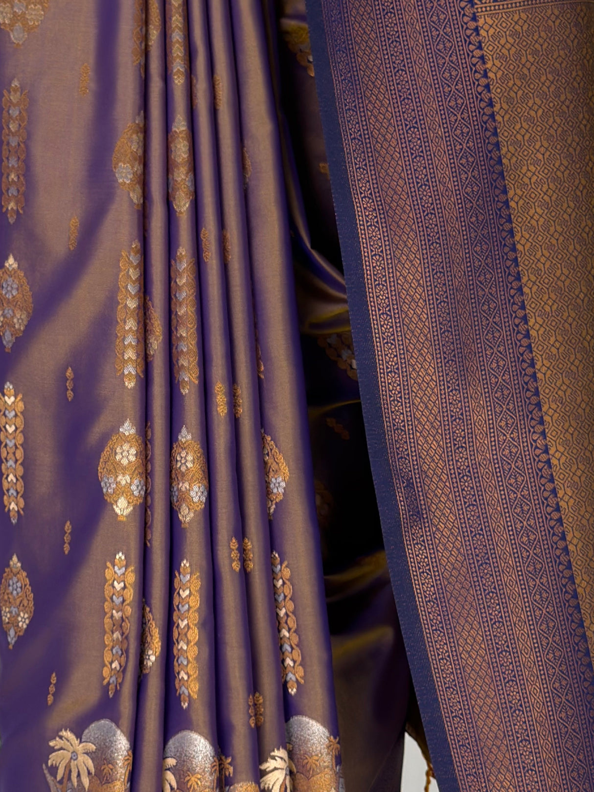 MIMOSA Grey Saree Saree — fleets shot full lifestyle