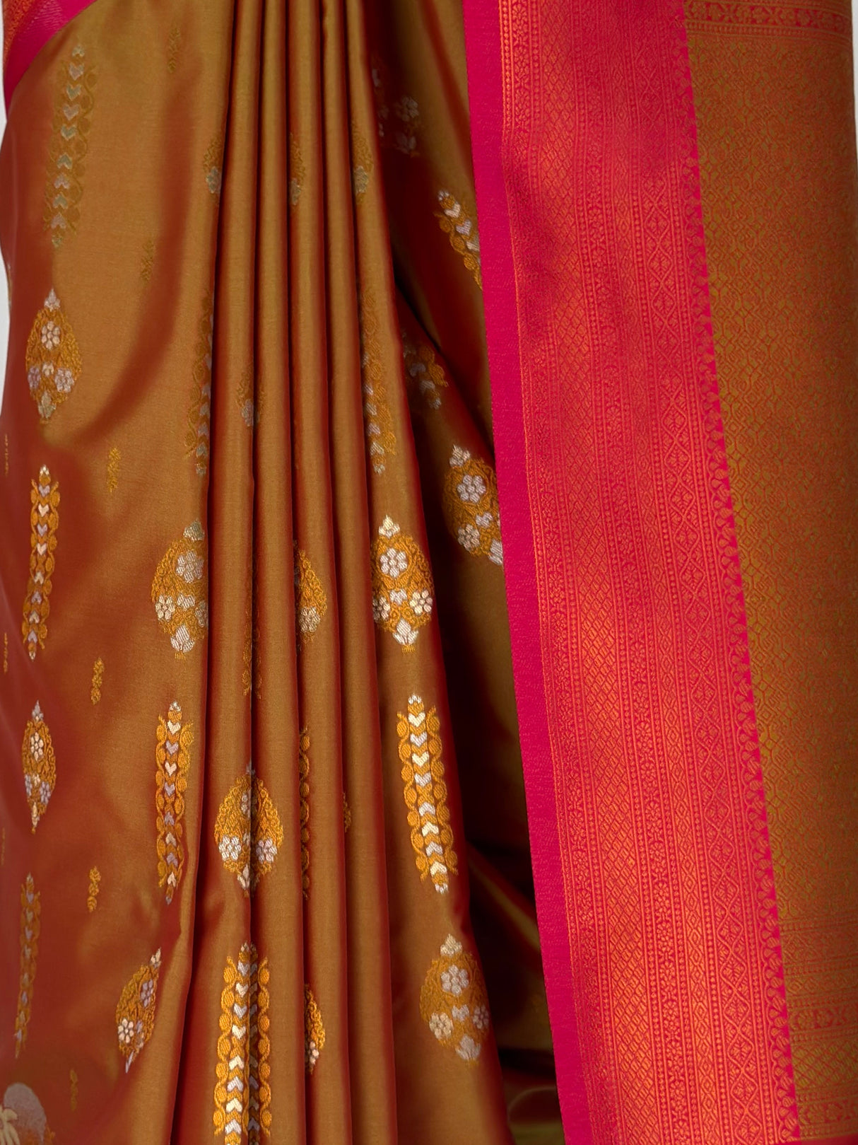 MIMOSA Rust Saree Saree — fleets shot full lifestyle