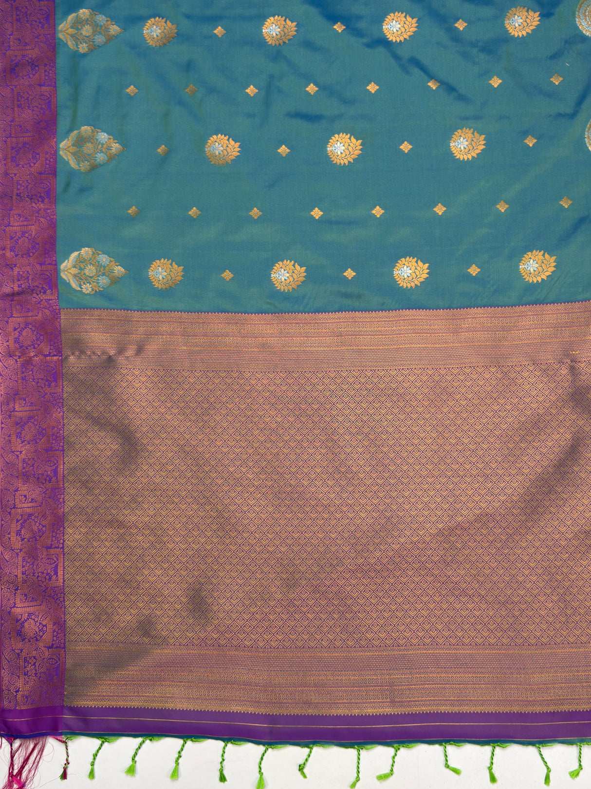 MIMOSA Sapphire Saree Saree — pallu and zari work detail