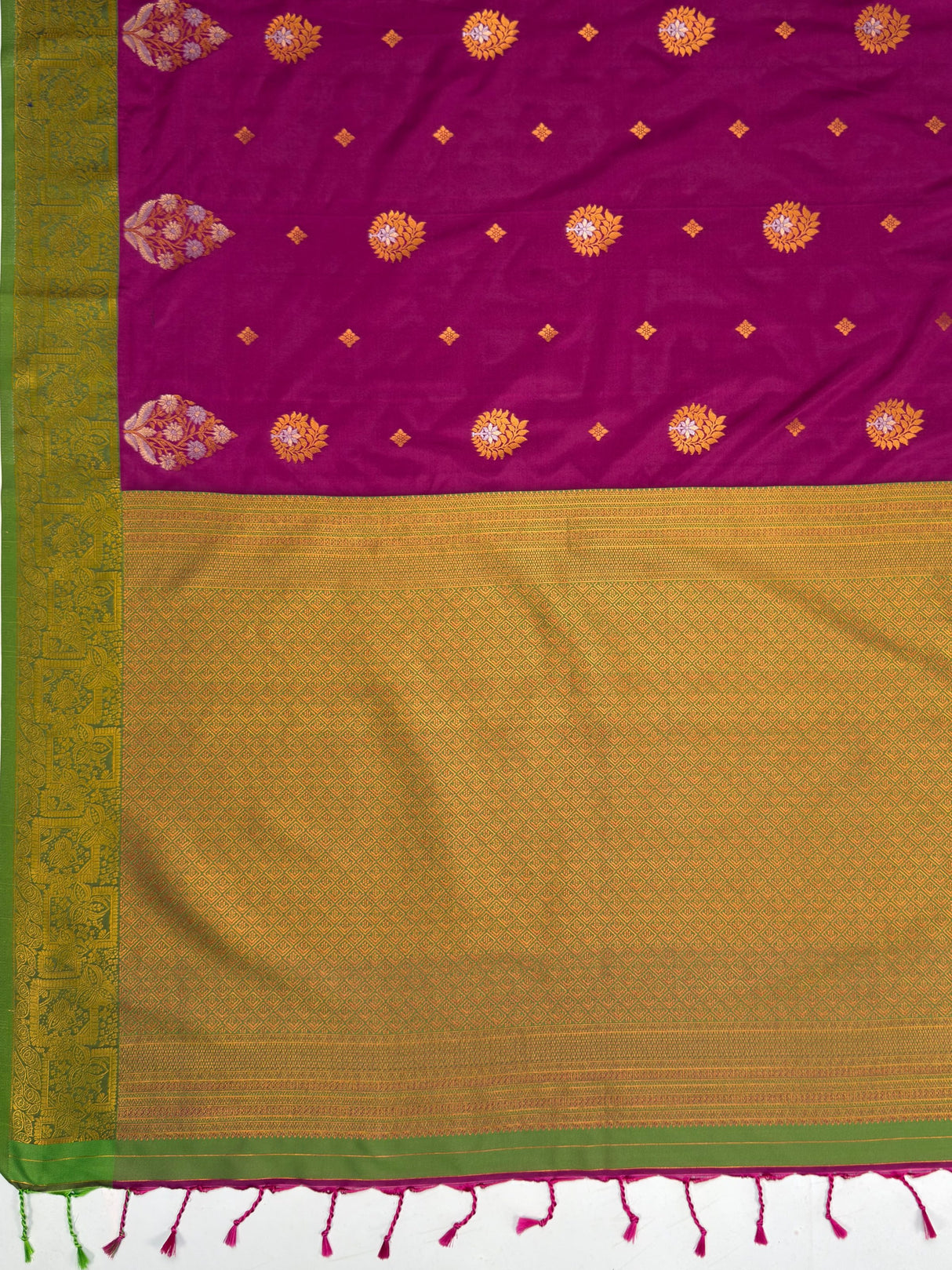 MIMOSA Wine Saree Saree — pallu and zari work detail