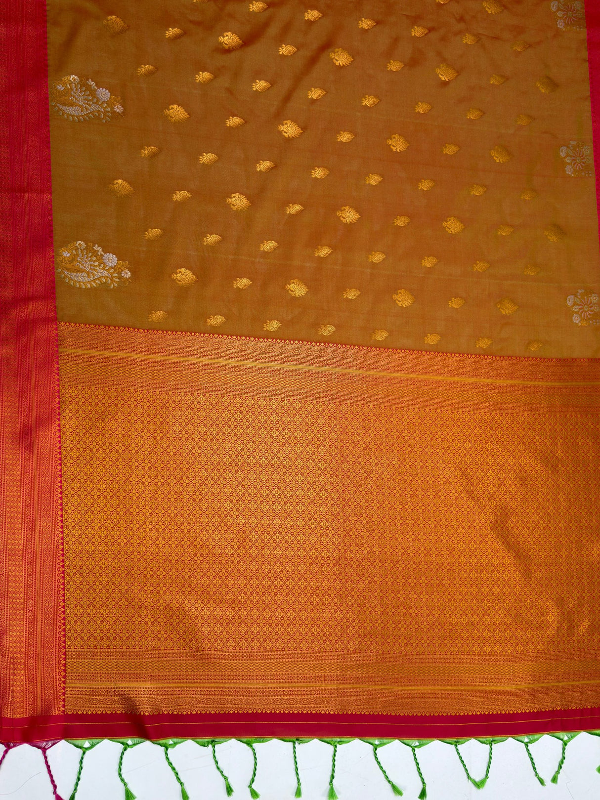 MIMOSA Rust Saree Saree — pallu and zari work detail