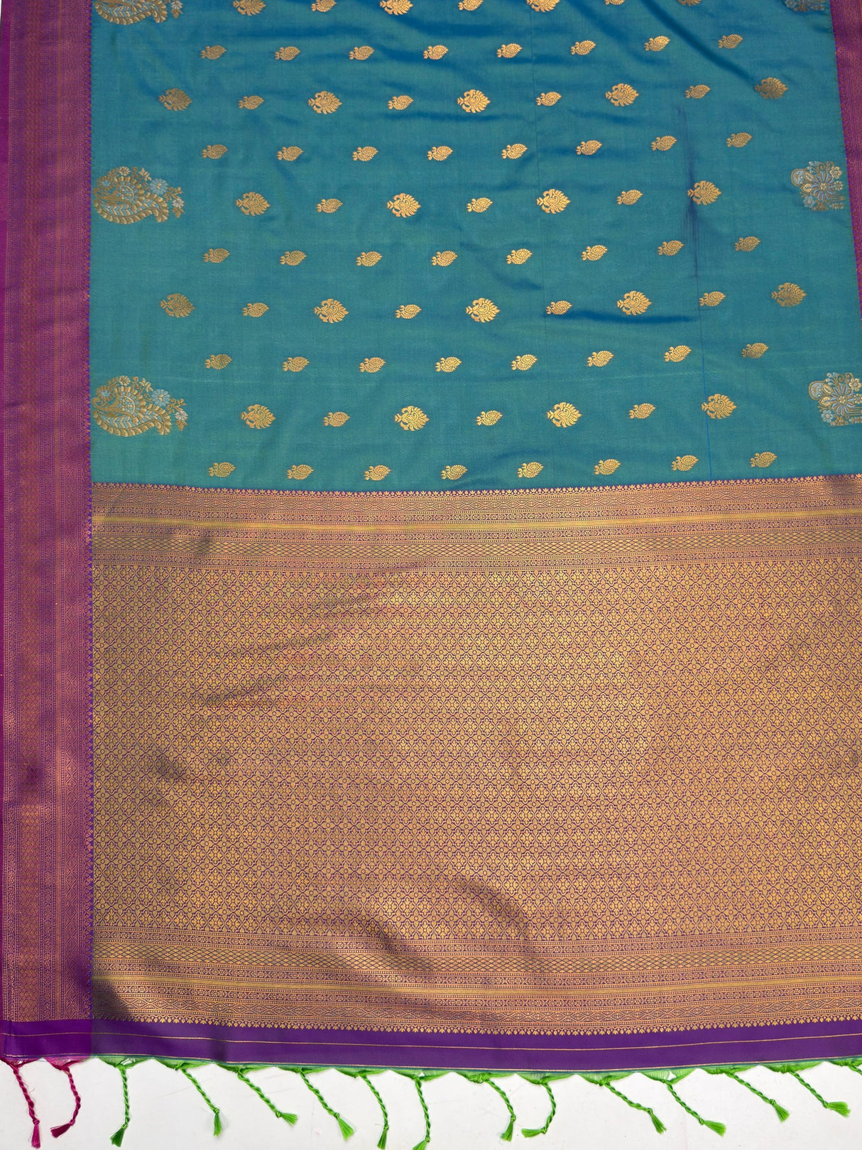 MIMOSA Sapphire Saree Saree — pallu and zari work detail