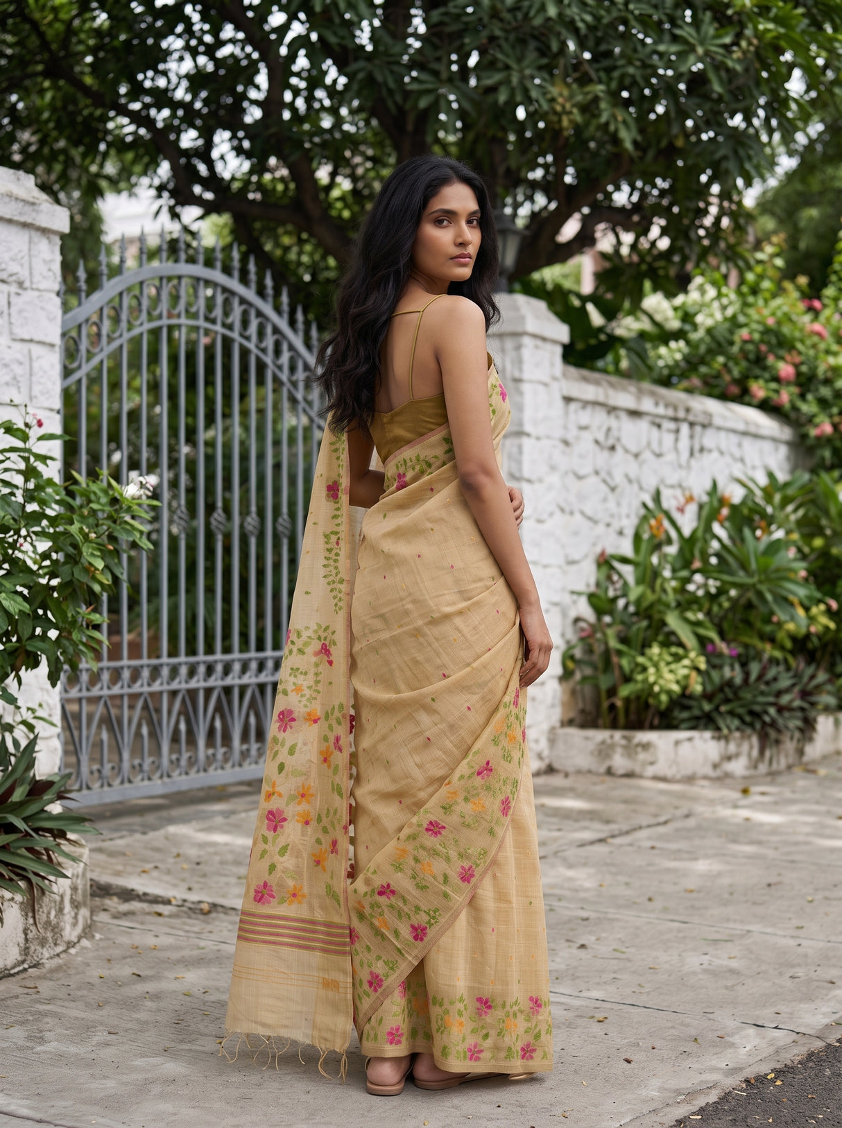 MIMOSA Chiku Banarasi Linen Saree — pose 9 styling detail