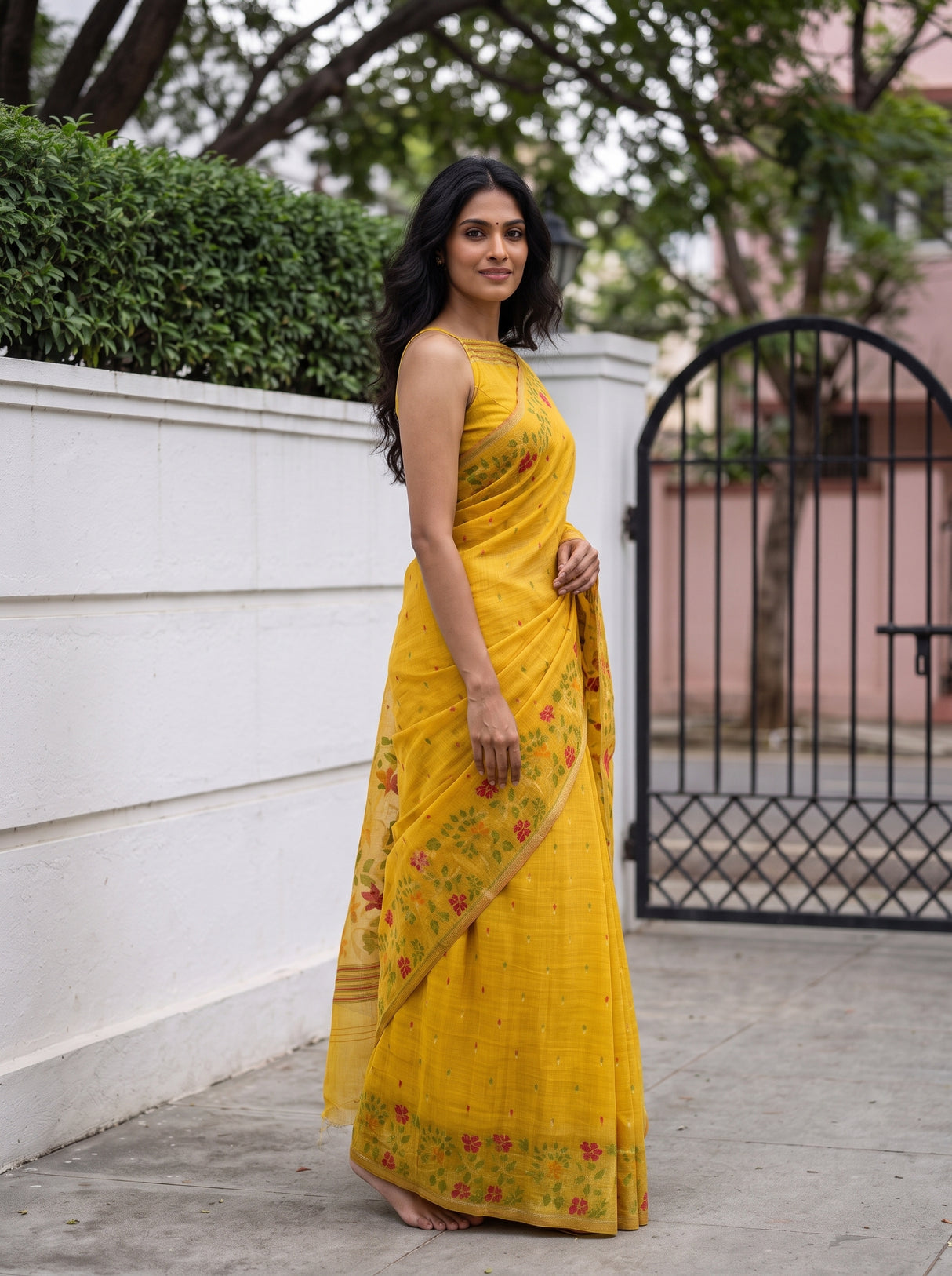MIMOSA Gold Banarasi Linen Saree — pose 3 styling detail