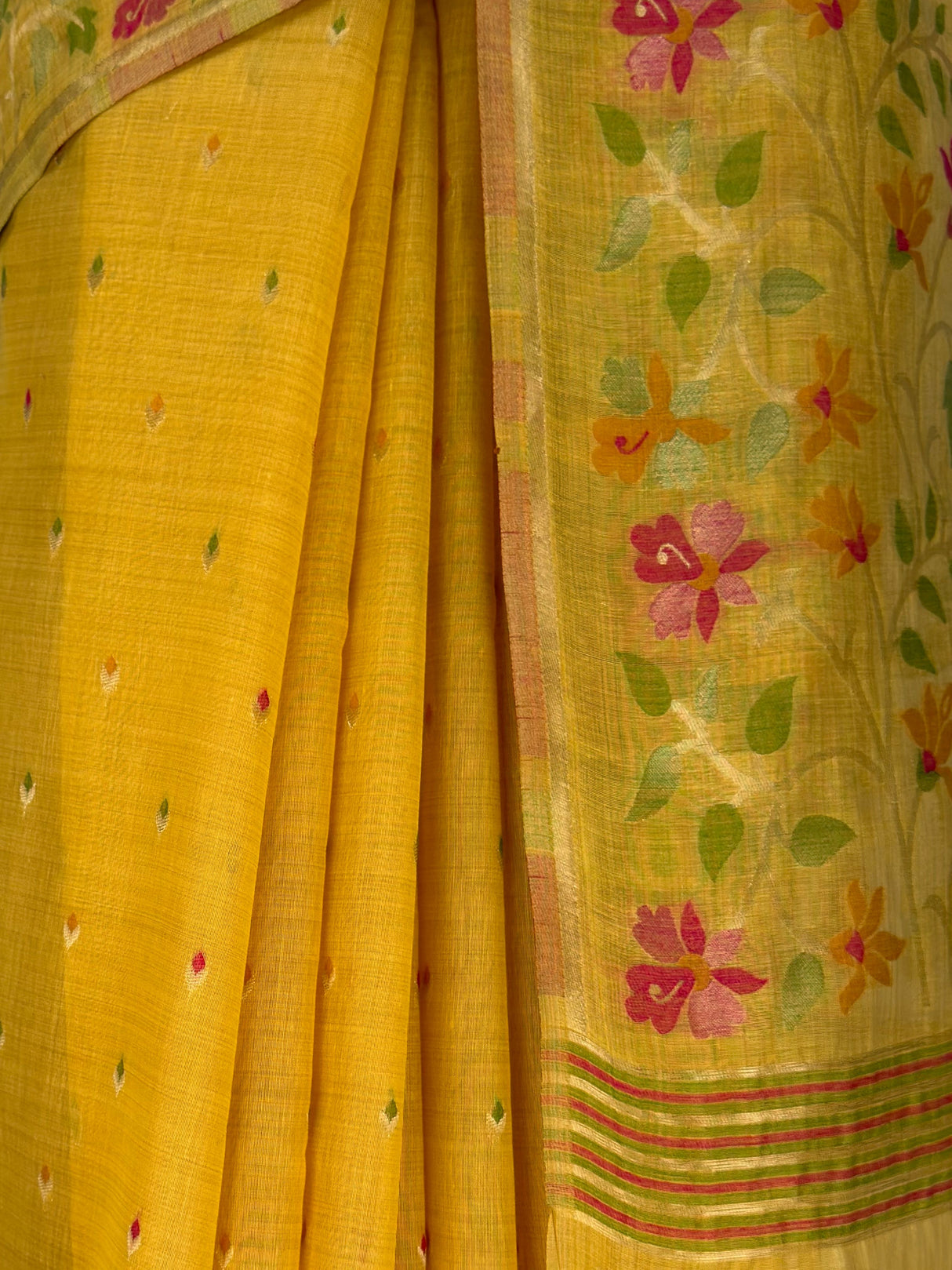 MIMOSA Gold Banarasi Linen Saree — fleets shot full lifestyle