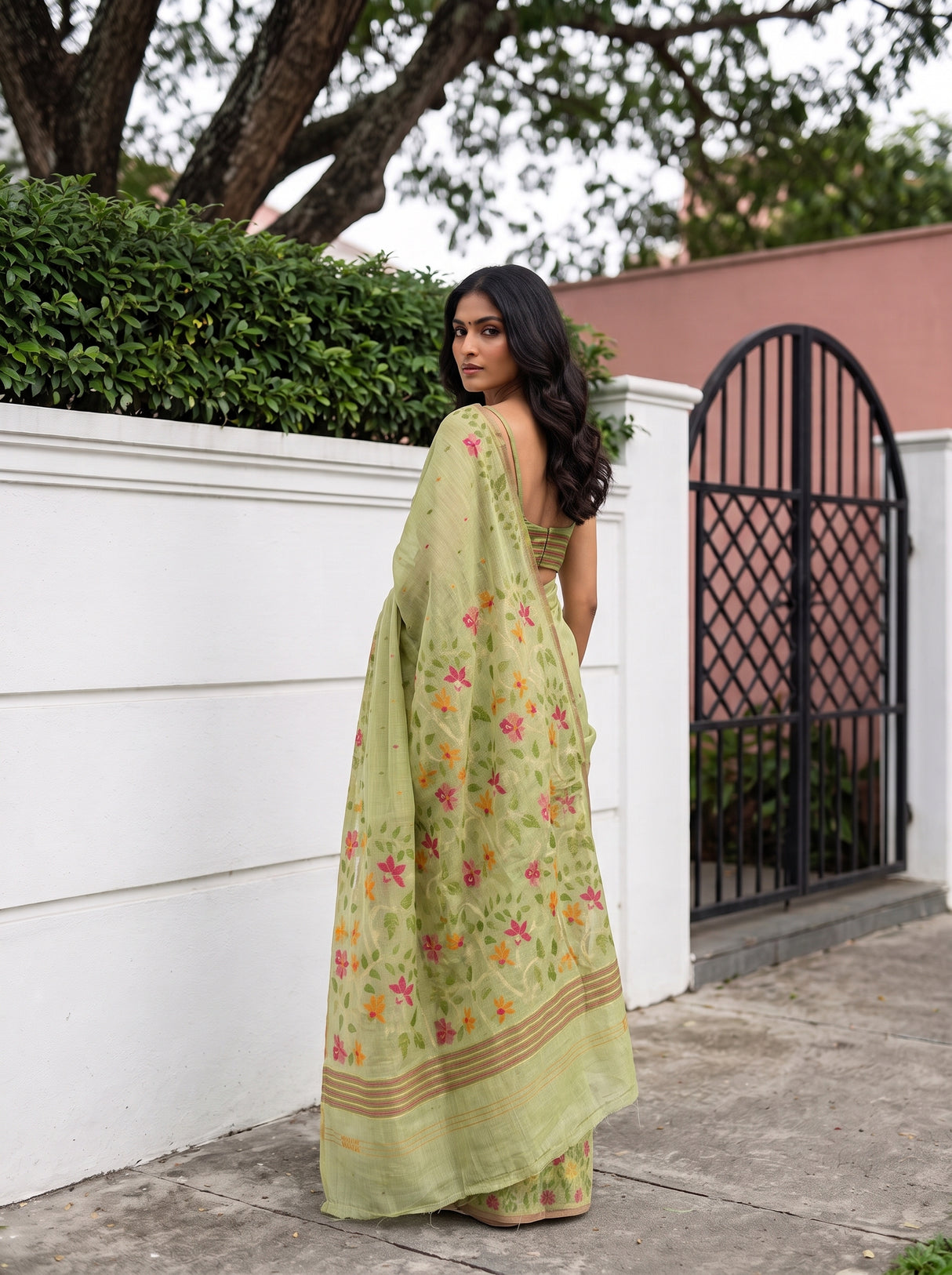 MIMOSA Pista Banarasi Linen Saree — pose 9 styling detail