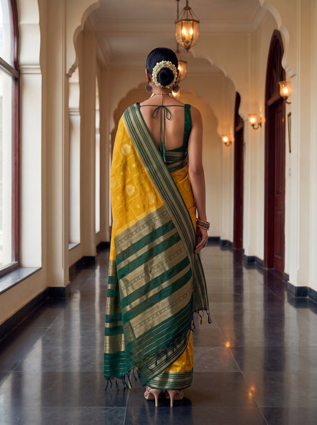 MIMOSA Gold Saree Saree — pose 2 styling detail