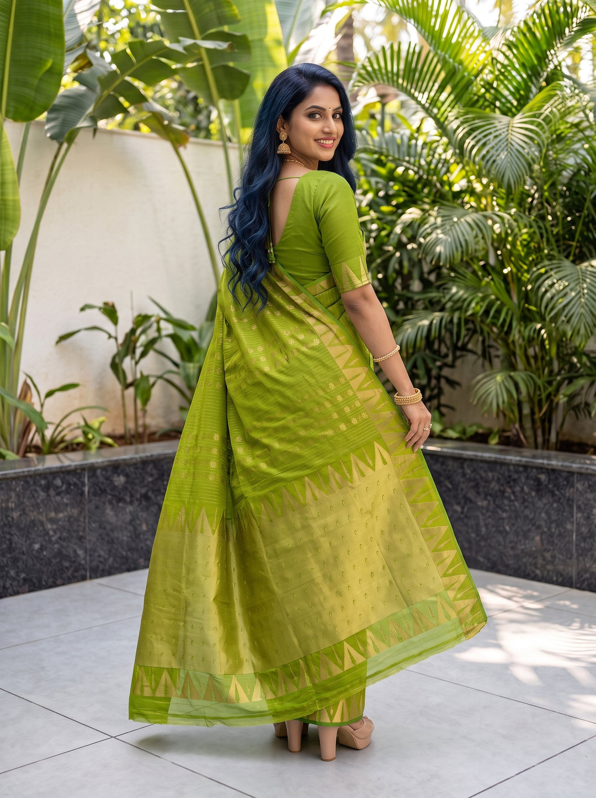 MIMOSA Olive Saree Saree — pose 7 styling detail