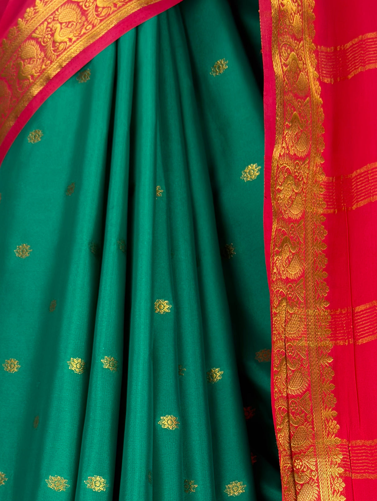MIMOSA Rama Saree Saree — fleets shot full lifestyle