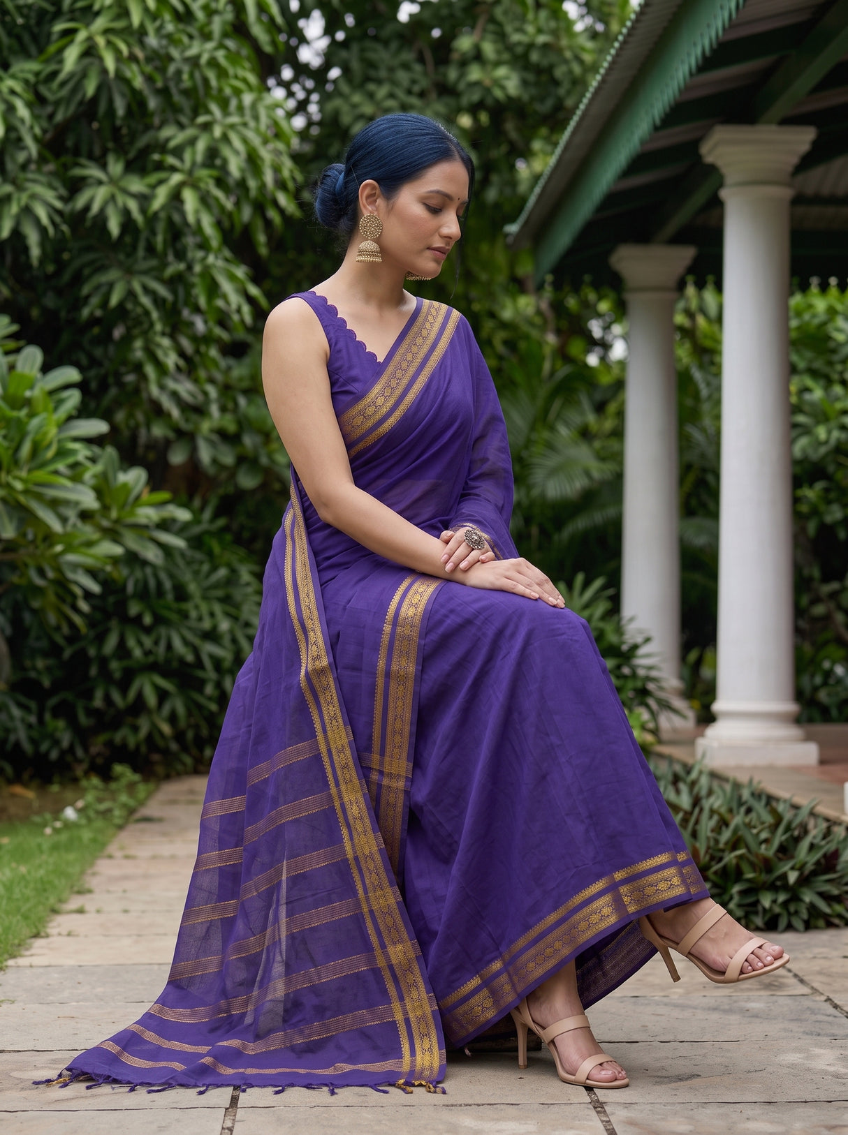 MIMOSA Navy Saree Saree — pose 8 styling detail