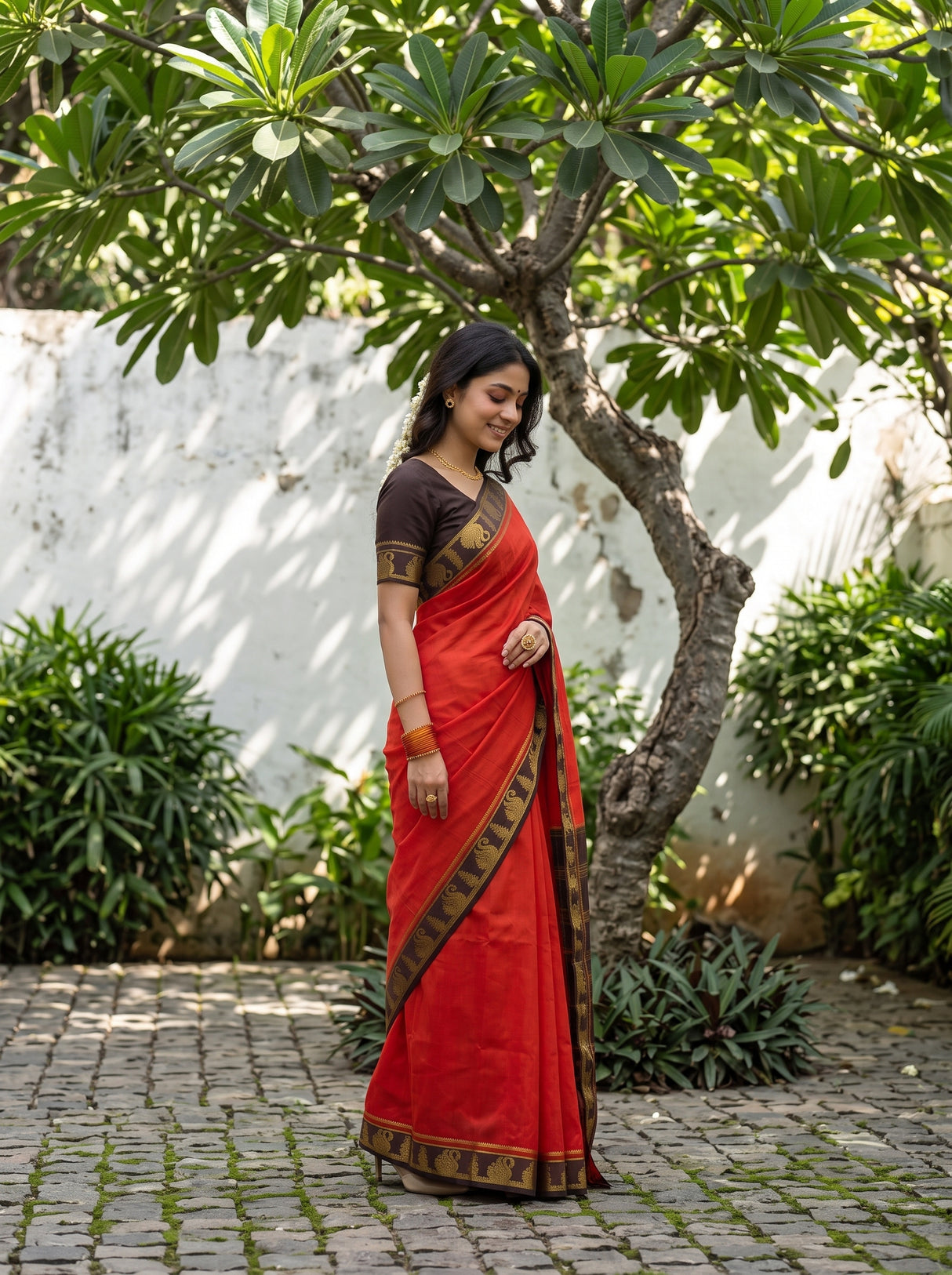 MIMOSA Orange Saree Saree — pose 3 styling detail