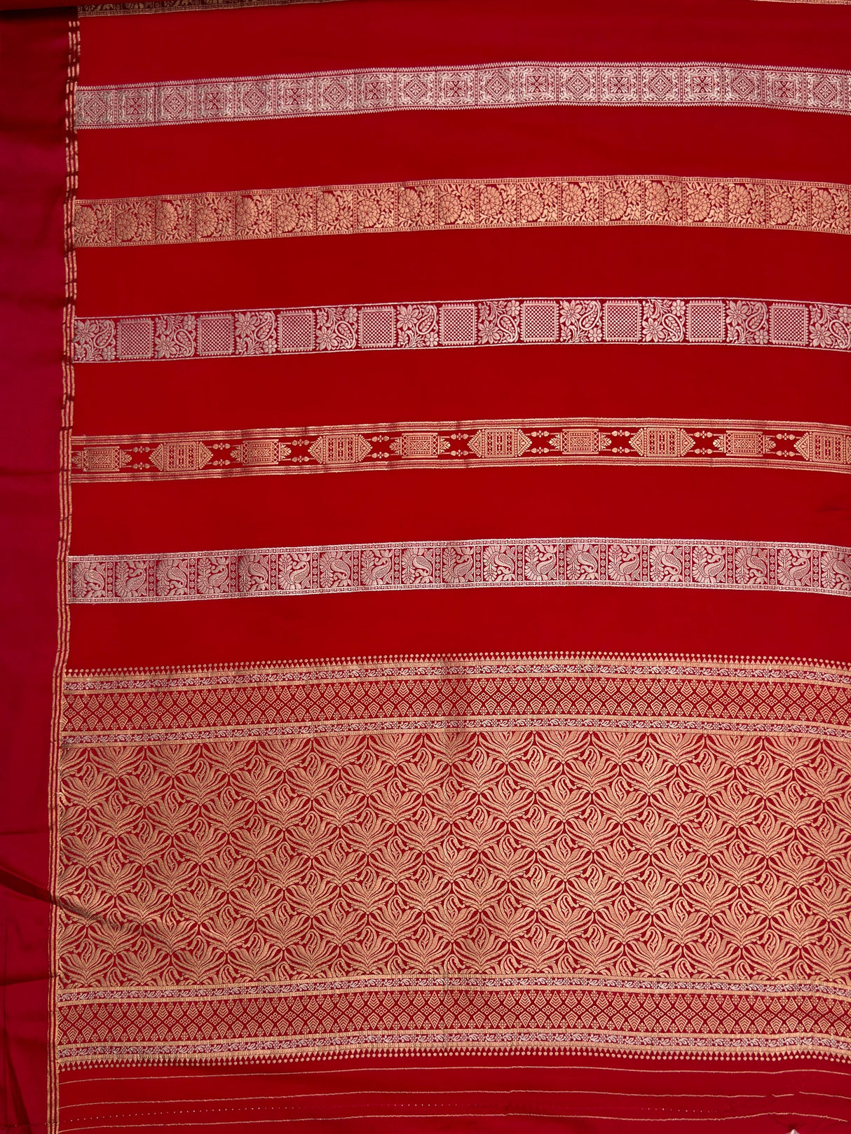 MIMOSA Red Saree Saree — pallu and zari work detail