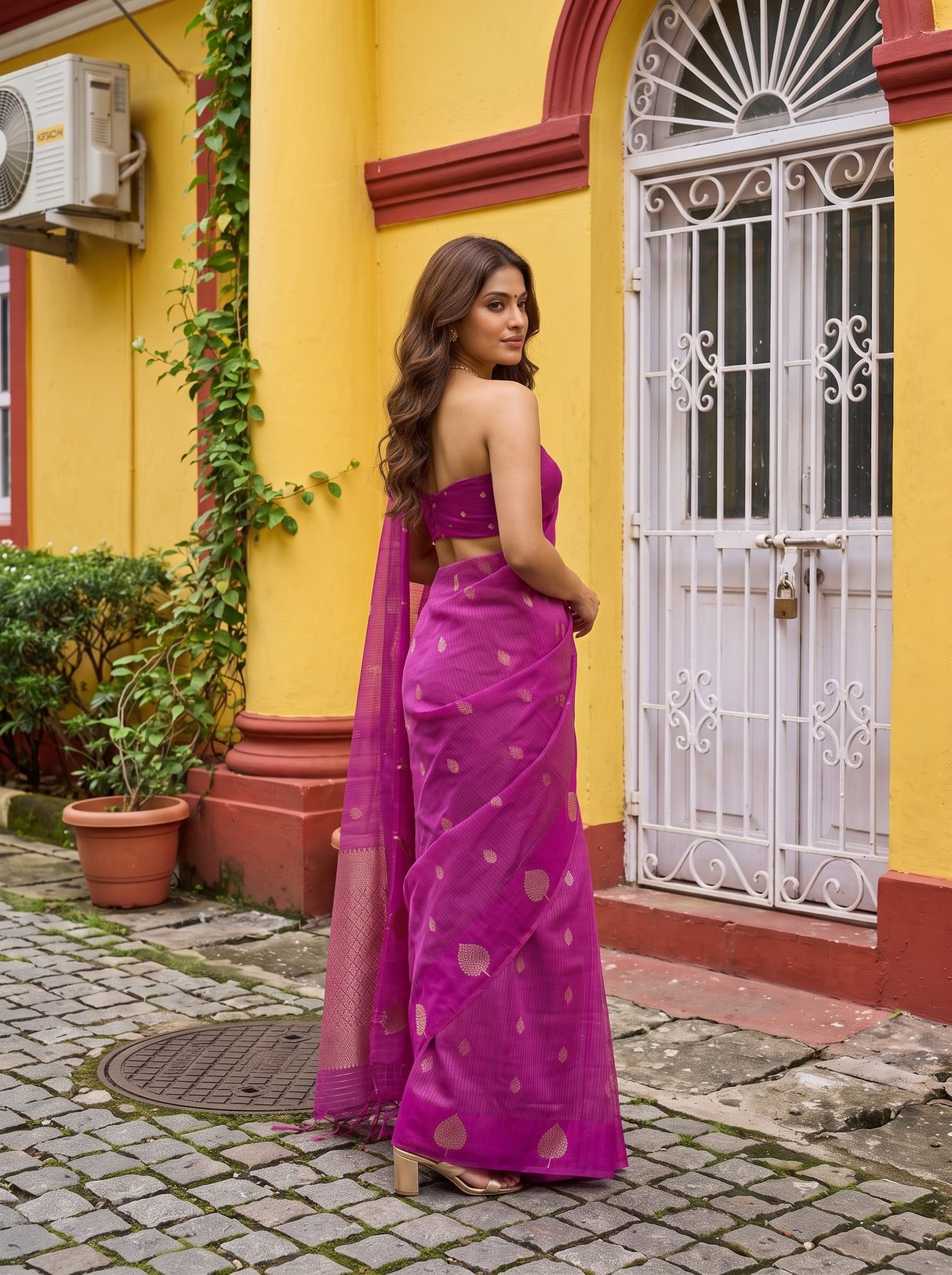 MIMOSA Magenta Manipuri Linen Saree — pose 5 styling detail