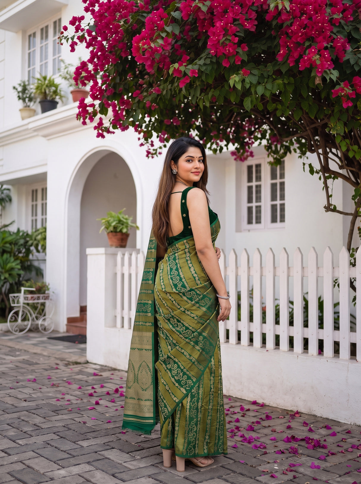 MIMOSA Green Saree Saree — pose 7 styling detail