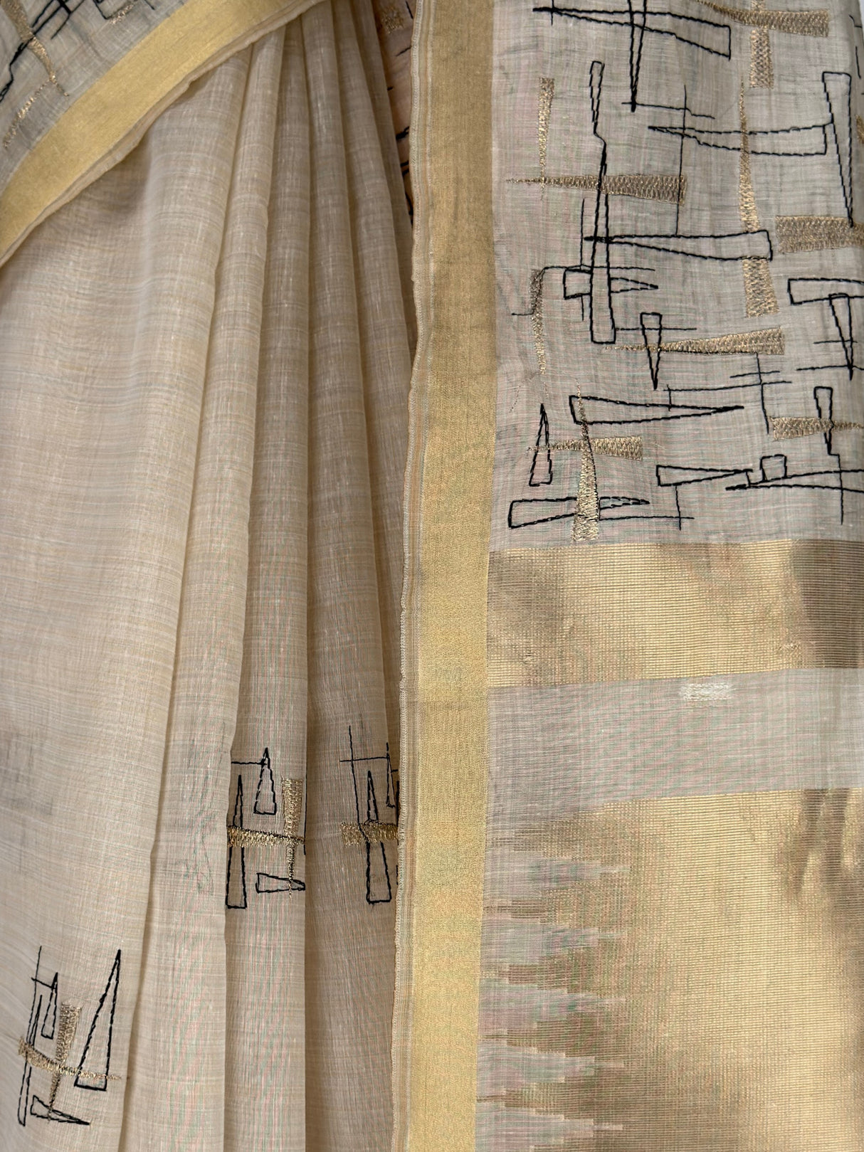 MIMOSA Half White Banarasi tusser Saree — fleets shot full lifestyle